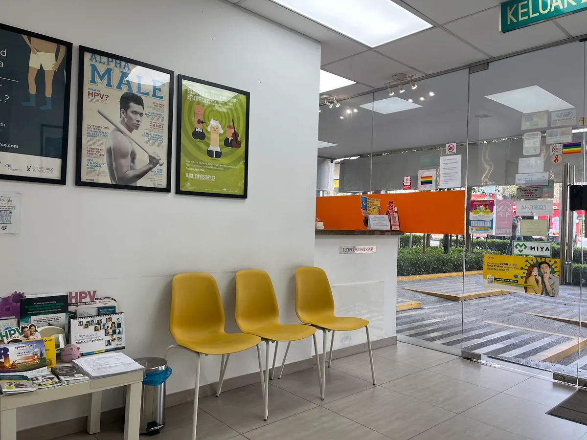 Reception Desk & Patient Seating